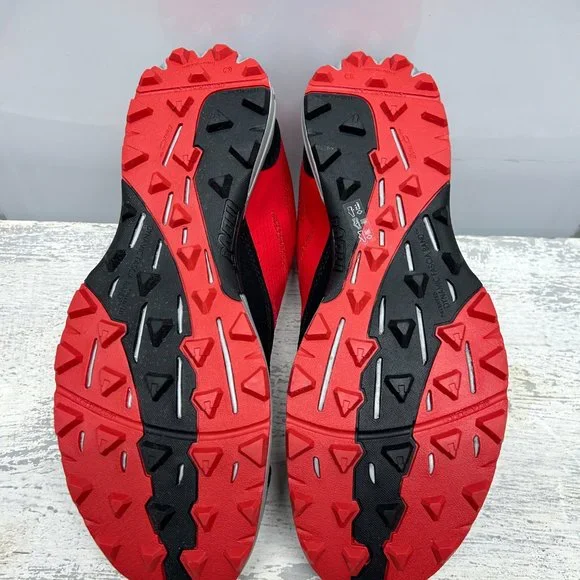 Inov-8 TERRACLAW 250 (Men): Conquer Trails in Red/Black/Grey Dominance - Picture 8 of 8